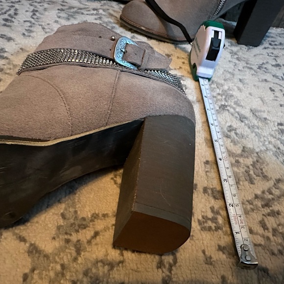 NWOT!!!!   🥰  Women’s Size 10 Nine West Booties - 4 Inch Heels - Picture 6 of 11